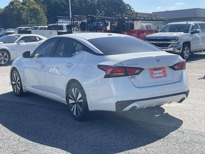 2021 Nissan Altima SV FWD
