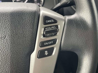 2022 Nissan Titan SV