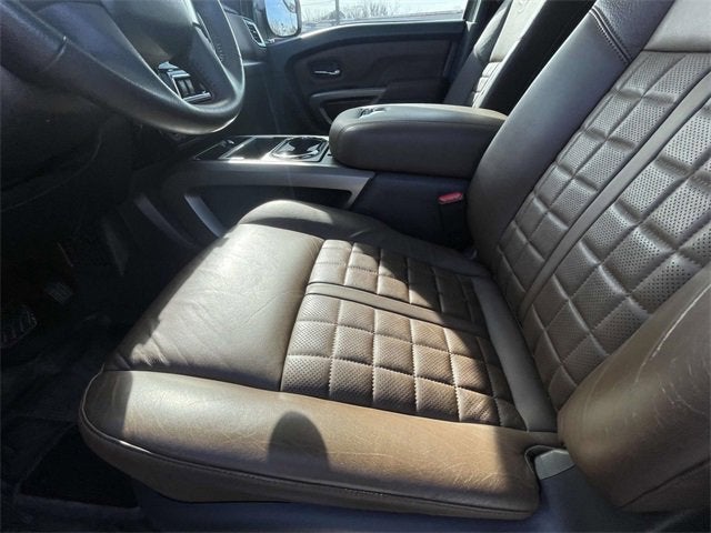 2023 Nissan Titan Platinum Reserve