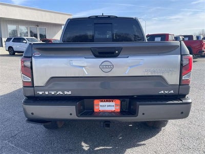 2023 Nissan Titan Platinum Reserve