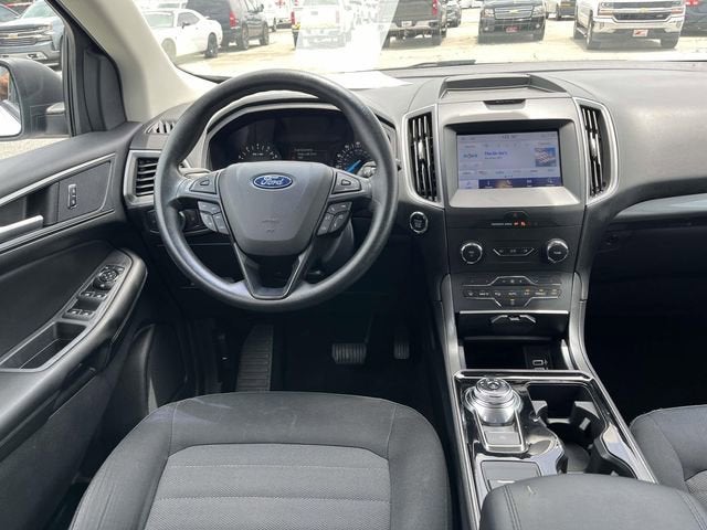 2020 Ford Edge SE