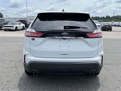 2020 Ford Edge SE