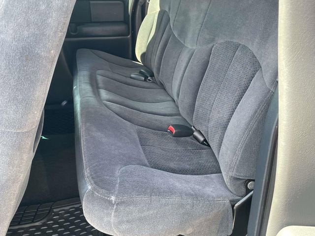 2002 Chevrolet Silverado 1500 LS