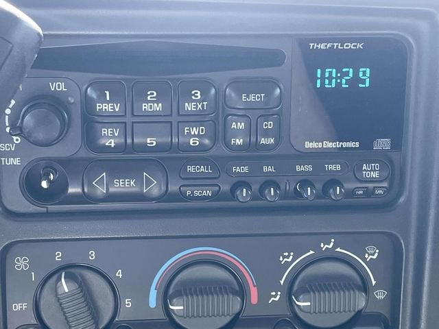 2002 Chevrolet Silverado 1500 LS