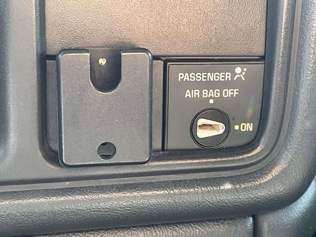2002 Chevrolet Silverado 1500 LS