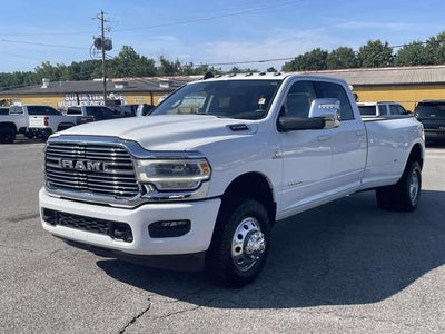 2024 RAM 3500 Laramie Crew Cab 4x4 8' Box