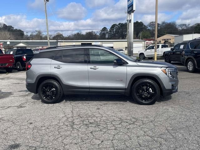 2024 GMC Terrain AT4