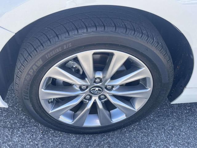 2017 Toyota Camry XLE