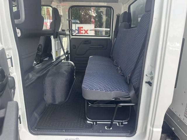 2025 Chevrolet Low Cab Forward 3500 HG NA