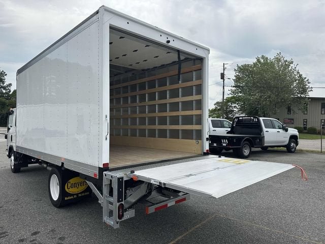 2025 Chevrolet Low Cab Forward 4500 HG NA