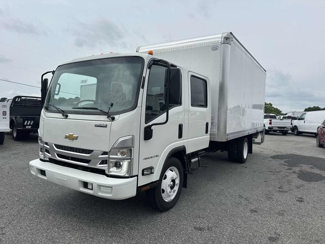 2025 Chevrolet Low Cab Forward 4500 HG NA
