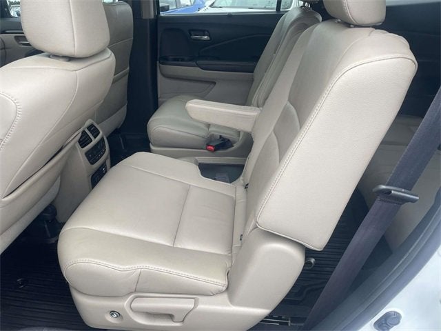 2021 Honda Pilot Touring 7-Passenger