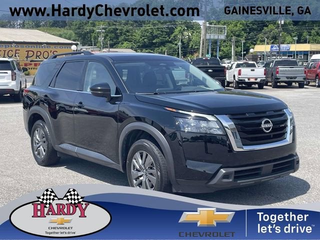 2025 Nissan Pathfinder SV 4WD's photo