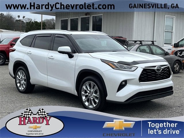 2023 Toyota Highlander L