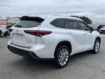 2023 Toyota Highlander L