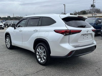 2023 Toyota Highlander L