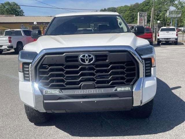 2023 Toyota Tundra 4WD SR5
