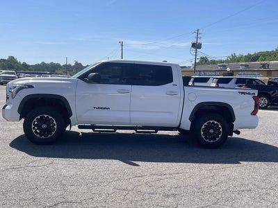 2023 Toyota Tundra 4WD SR5
