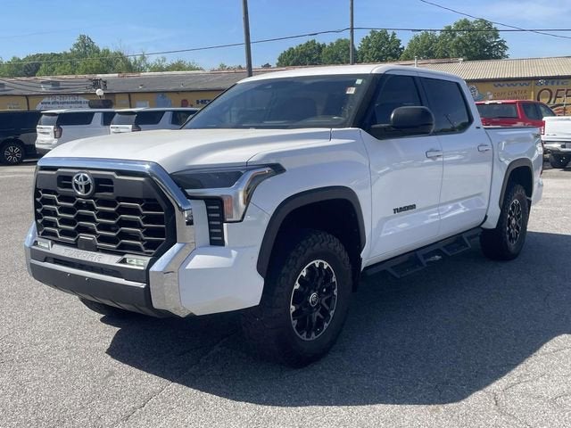 2023 Toyota Tundra 4WD SR5