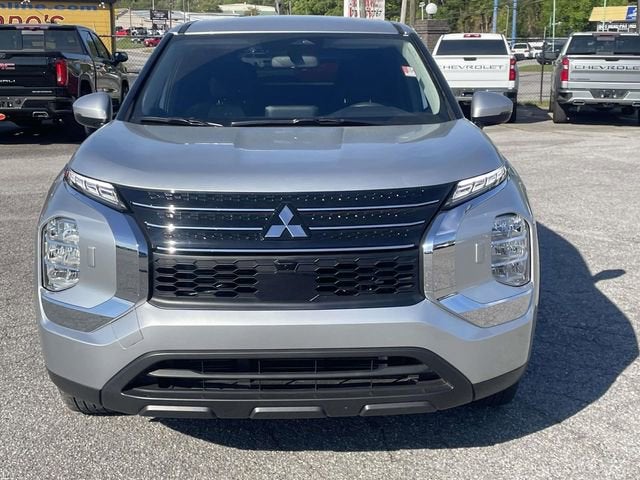 2024 Mitsubishi Outlander ES
