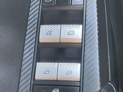 2024 Mitsubishi Outlander ES