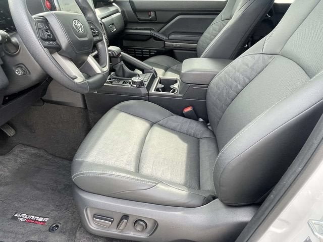 2025 Toyota 4Runner Hybrid Platinum
