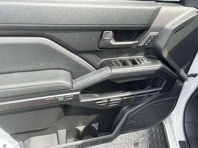 2025 Toyota 4Runner Hybrid Platinum