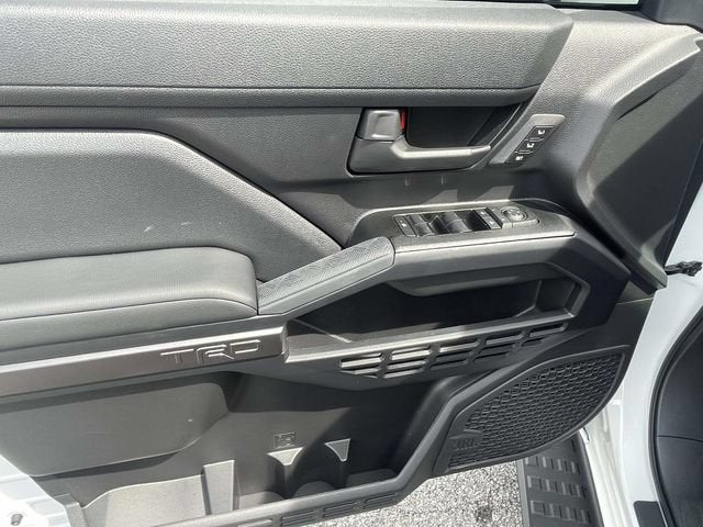 2025 Toyota 4Runner Hybrid Platinum