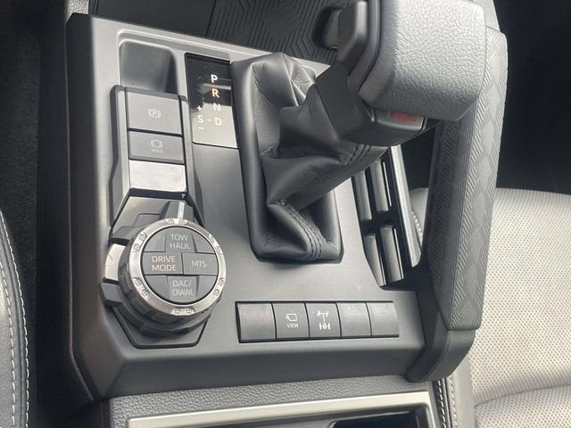 2025 Toyota 4Runner Hybrid Platinum