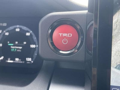 2025 Toyota 4Runner Hybrid Platinum