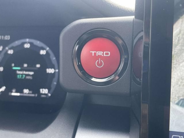 2025 Toyota 4Runner Hybrid Platinum
