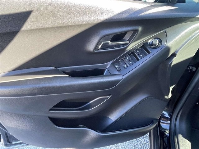 2022 Chevrolet Trax LS