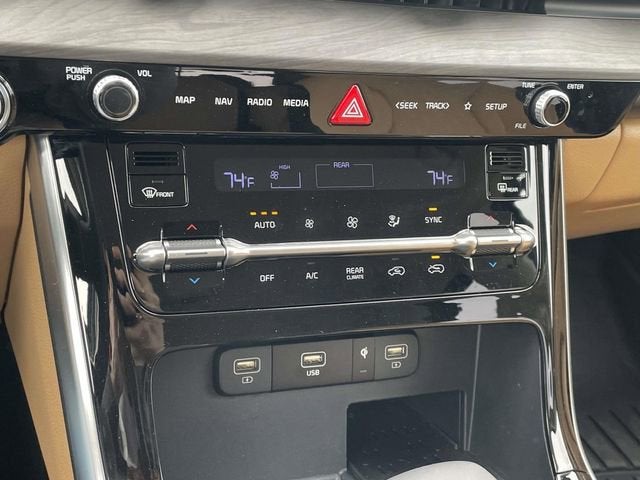 2024 Kia Carnival EX