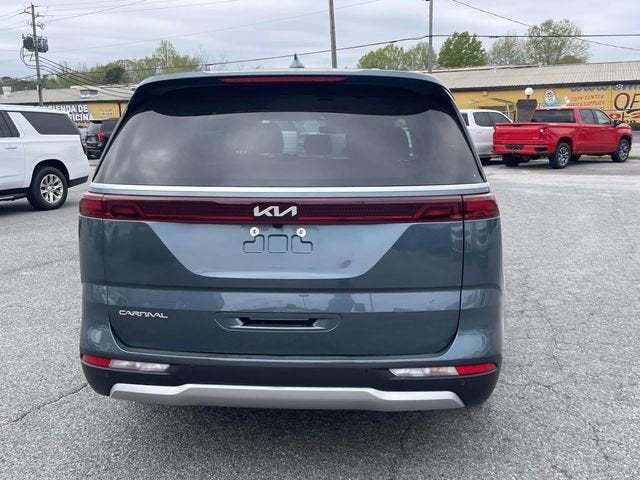 2024 Kia Carnival EX
